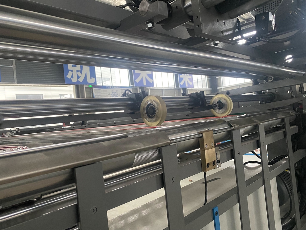 CE corrugado de la máquina del laminador de la laminadora auto de la flauta de la hoja superior 120-600gsm