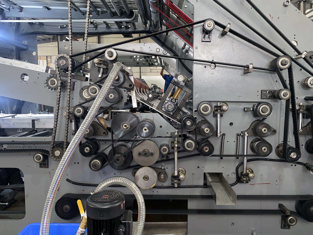 máquina que lamina corrugada de la laminadora de flauta de la pared doble de 450*450m m 5 capas