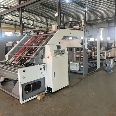 Máquina de laminación rápida de flautas de cartón Equipada con un alimentador de vanguardia opcional que ofrece operaciones de embalaje suaves