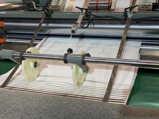 Laminador automático lleno de la flauta para el papel del cartón